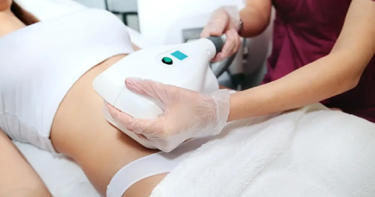 A woman receiving CoolSculpting® in Gilbert, AZ